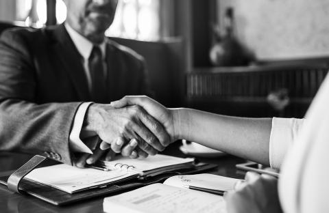 Os contratos de seguros e a sua tradução