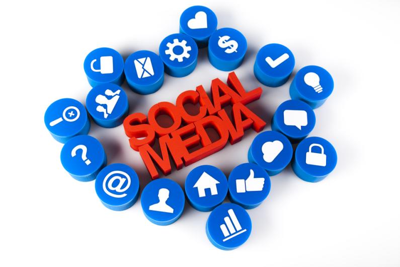 Publicidade nas redes sociais móvel e individualmente bem-sucedida