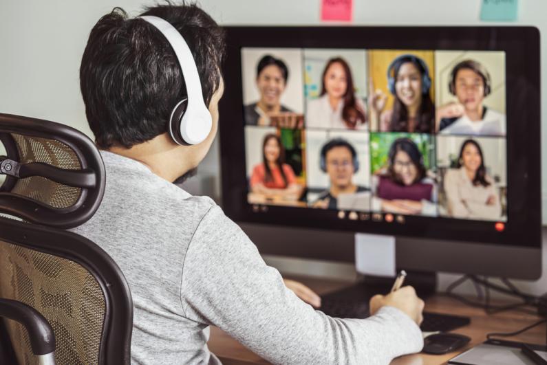 Interpretação por telefone ou vídeo com parceiros de negócios chineses: algo a ter em conta Interpretação por telefone ou vídeo com parceiros de negócios chineses
